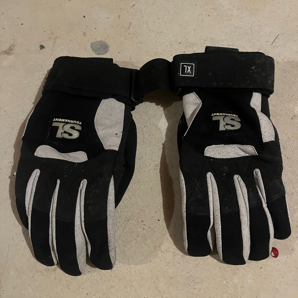 Tourmaster Black and Gray paddling gloves